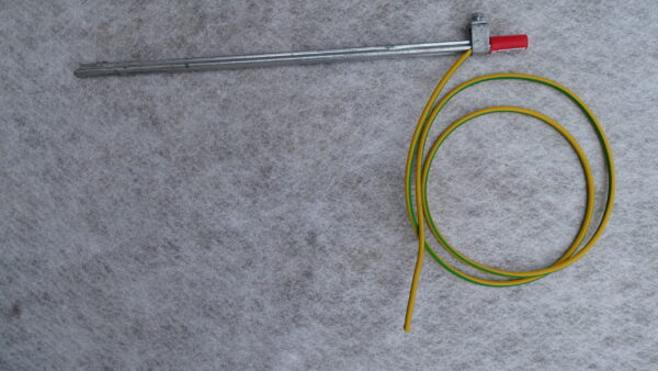 Piquet de terre + 2m de fils 10mm²